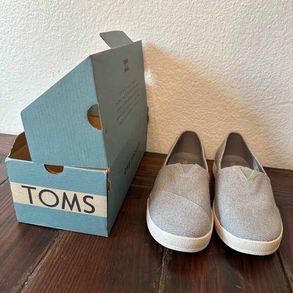 TOMS Women's Avalon Slip-on Shoes - Picture 2 of 6